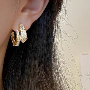 Golden plate fashion Earring